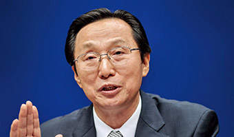 1580546106252960.jpg 专家风采2.jpg