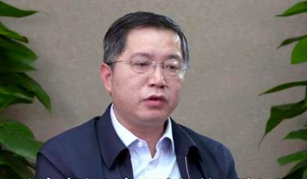 1580889813397309.jpg 专家风采2.jpg
