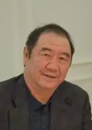 吉小安.北京华联集团投资控股有限公司董事长